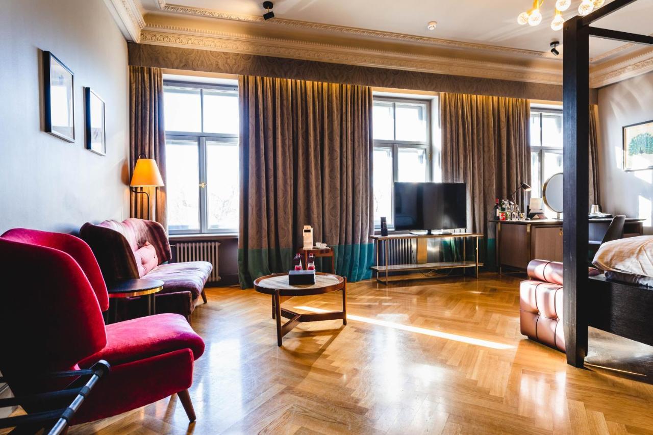 Grand Poet Hotel And Spa By Semarah Riga Ngoại thất bức ảnh Suite at Hotel 17